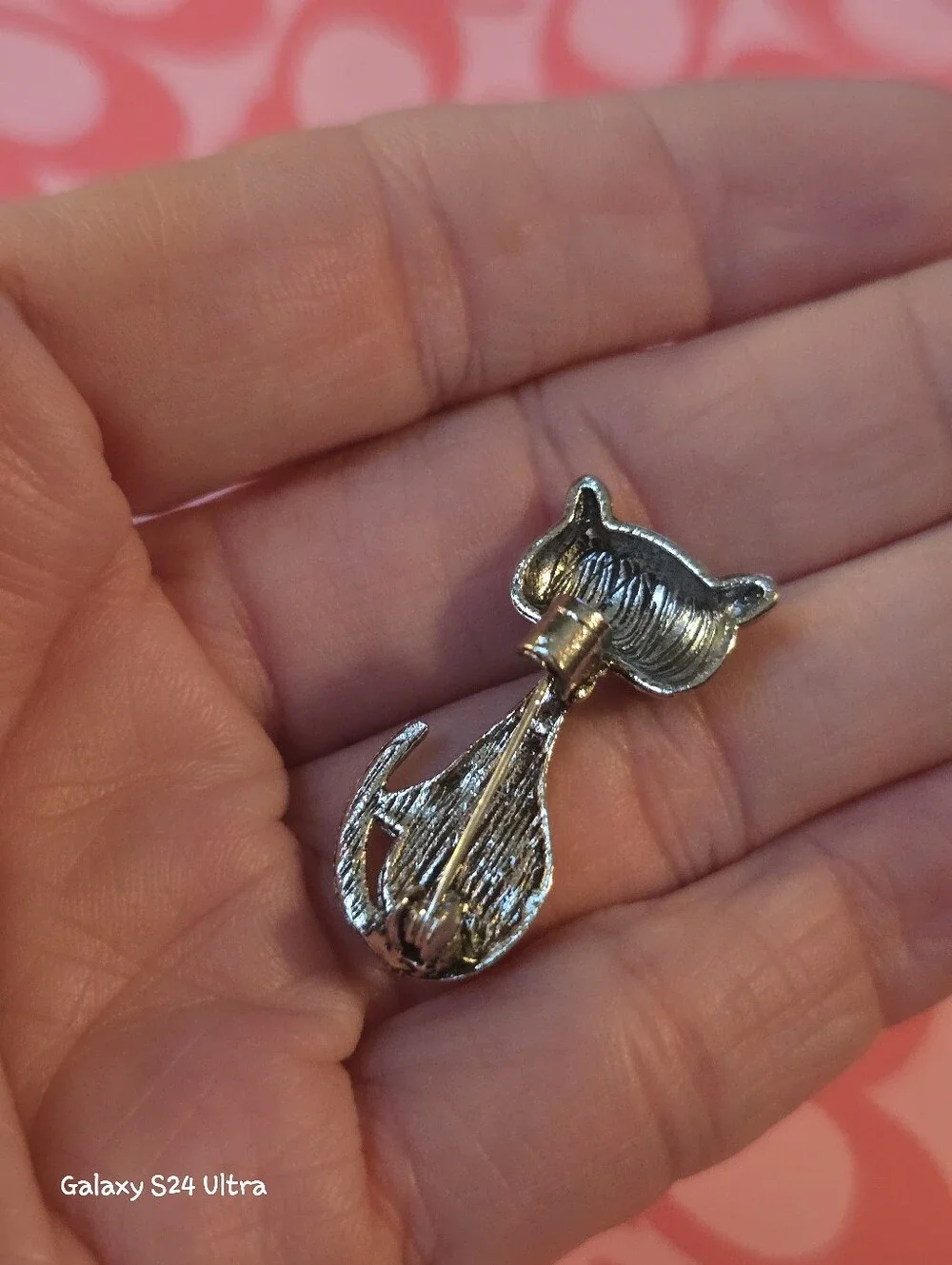 Kitty Cat Tiny Brooch NEW